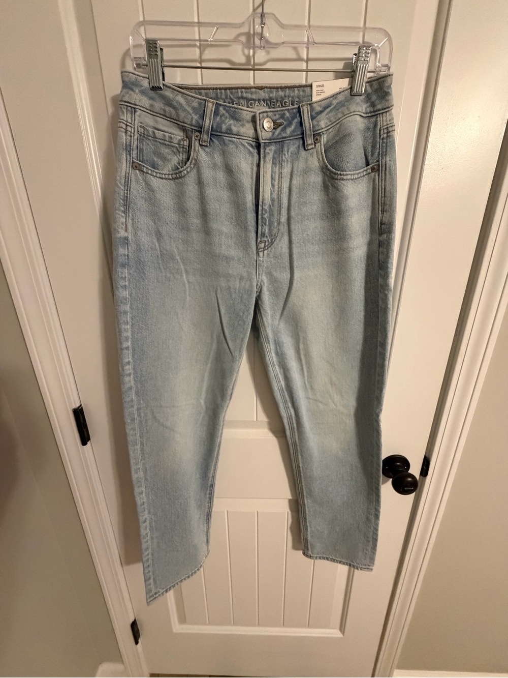 American Eagle Outfitters Light Wash Cropped Jeans